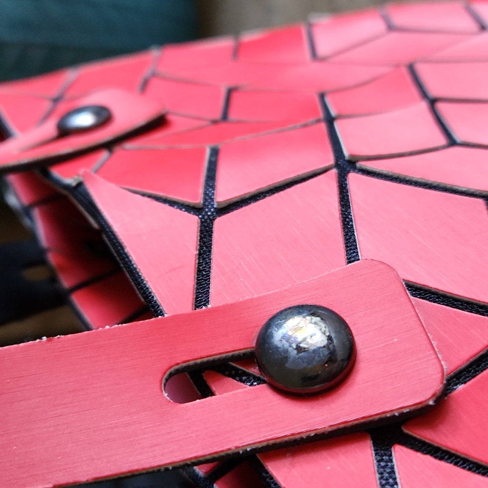 Patrizia Luca Geometric Red Hand Bag - Picture 14 of 16